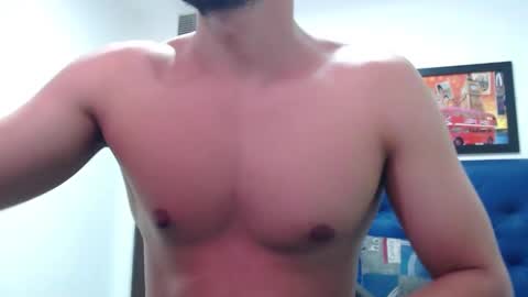 Snapshot of thomas_neuman chatting on 02-12-25, 08:40 Thomas online show from 02-12-25, 08:40