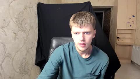 Snapshot of thomas_shelbivip chatting on 09-21-25, 05:03 Tomas online show from 09-21-25, 05:03