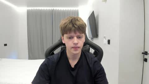 Tomas online show from 04-17-26, 02:20