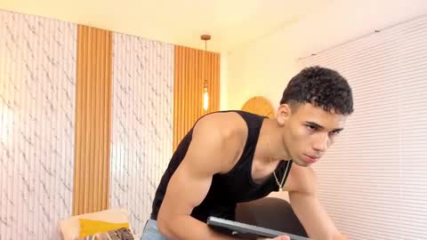 Thomas online show from 02-11-25, 09:35