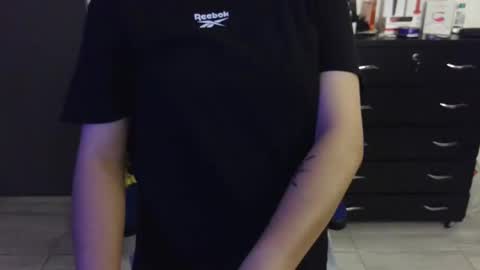 Snapshot of thomascooper_cams chatting on 01-25-25, 03:30 VALERIA online show from 01-25-25, 03:30