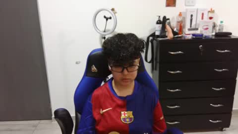 Snapshot of thomascooper_cams chatting on 01-27-25, 12:33 VALERIA online show from 01-27-25, 12:33