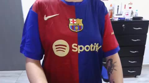 Snapshot of thomascooper_cams chatting on 01-27-25, 03:37 VALERIA online show from 01-27-25, 03:37