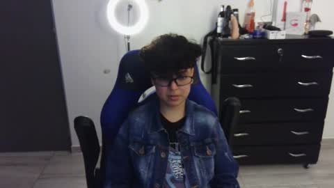 Snapshot of thomascooper_cams chatting on 01-30-25, 10:41 VALERIA online show from 01-30-25, 10:41