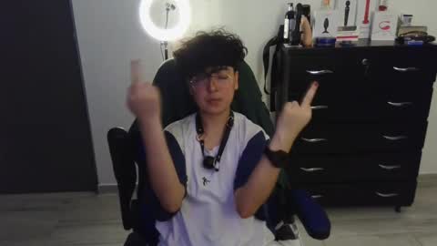 Snapshot of thomascooper_cams chatting on 02-13-25, 01:08 VALERIA online show from 02-13-25, 01:08