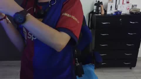 Snapshot of thomascooper_cams chatting on 02-25-25, 09:35 VALERIA online show from 02-25-25, 09:35