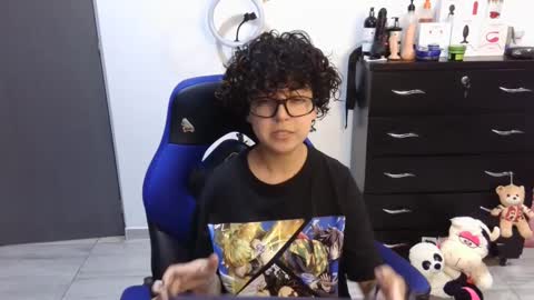 Snapshot of thomascooper_cams chatting on 09-11-25, 08:20 VALERIA online show from 09-11-25, 08:20