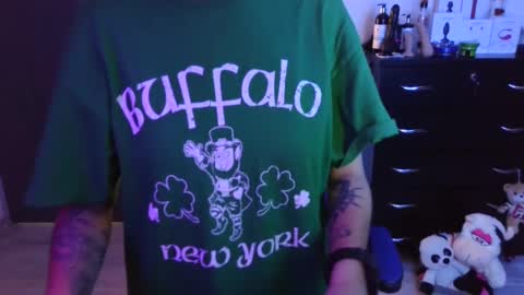 Snapshot of thomascooper_cams chatting on 09-24-25, 07:06 VALERIA online show from 09-24-25, 07:06