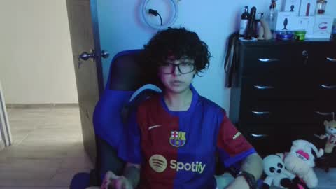 Snapshot of thomascooper_cams chatting on 10-01-25, 08:26 VALERIA online show from 10-01-25, 08:26