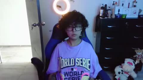 Snapshot of thomascooper_cams chatting on 10-11-25, 07:12 VALERIA online show from 10-11-25, 07:12