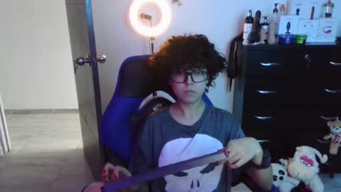 Snapshot of thomascooper_cams chatting on 10-14-25, 07:03 VALERIA online show from 10-14-25, 07:03