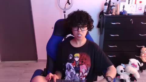 Snapshot of thomascooper_cams chatting on 10-30-25, 07:14 VALERIA online show from 10-30-25, 07:14