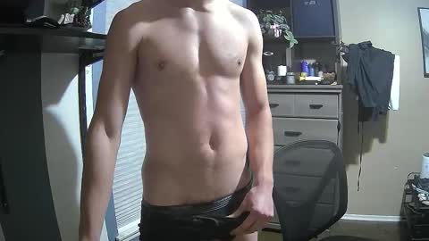 Snapshot of thomaseriksson chatting on 02-13-26, 01:45 Thomas online show from 02-13-26, 01:45