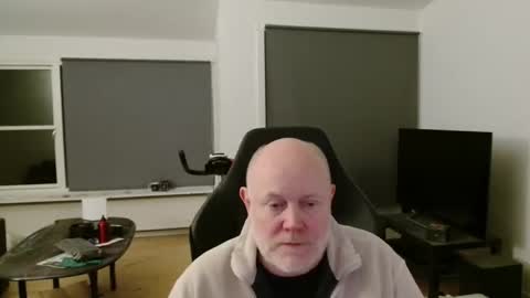 thomash32 online show from 11-13-25, 10:41