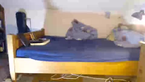 Snapshot of thomasleiber chatting on 11-29-25, 05:05 Thomas online show from 11-29-25, 05:05