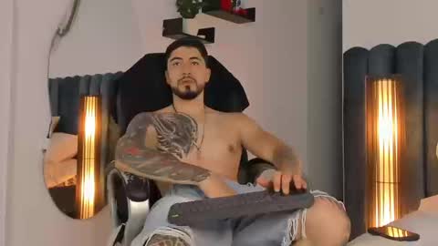 sweetfit boy online show from 09-29-25, 05:40