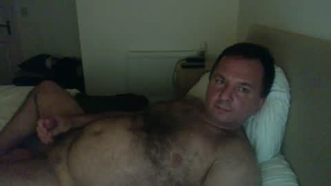 Snapshot of thomaspol chatting on 06-25-26, 10:47 Tom online show from 06-25-26, 10:47