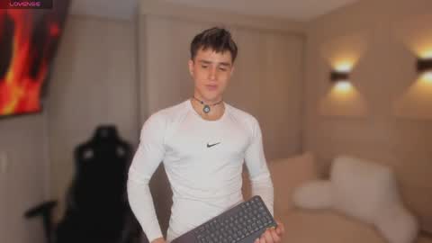 Thom Klein online show from 04-15-26, 06:37