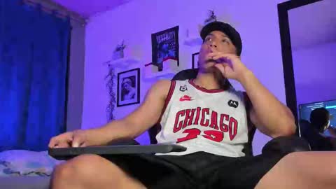 Thoms Every online show from 01-14-26, 01:55