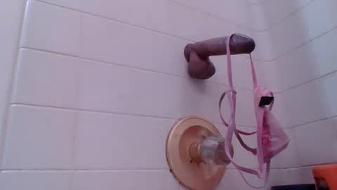 thongboy2929 online show from 02-28-25, 11:56