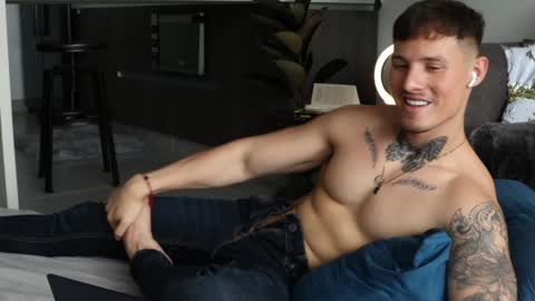 Sebastian online show from 02-05-25, 05:53