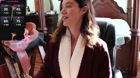 ThornburyRose online show from 02-17-25, 08:26