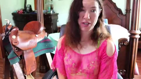 ThornburyRose online show from 04-23-26, 04:53