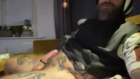 throatface_killah online show from 10-11-25, 02:00