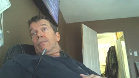 Snapshot of throbbing4u2nite chatting on 06-24-26, 05:34 throbbing4u2nite online show from 06-24-26, 05:34