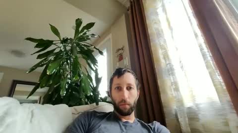 throwawayafteruse20202 online show from 10-31-25, 05:58