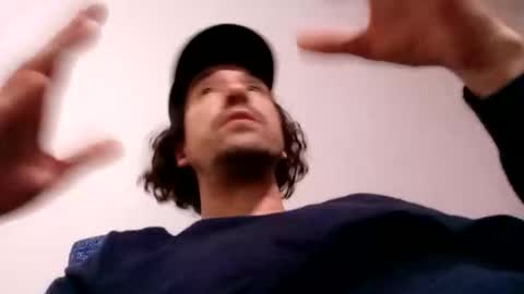 Snapshot of thumper8x6 chatting on 03-12-26, 08:20 the toyboy online show from 03-12-26, 08:20