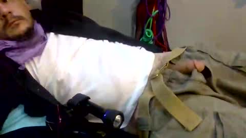 thunder8u42 online show from 10-15-25, 05:13