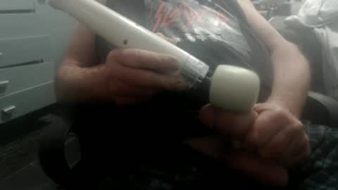 Snapshot of thundercock1313 chatting on 06-30-26, 02:01 thundercock1313 online show from 06-30-26, 02:01
