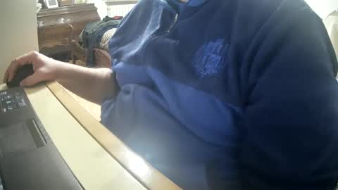 Snapshot of thunderflash73 chatting on 02-19-25, 07:38 Little Wolf online show from 02-19-25, 07:38