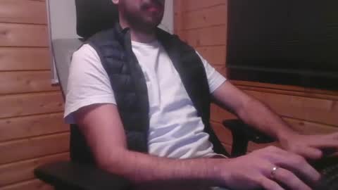 toobigcockforonegirl online show from 10-04-25, 12:19