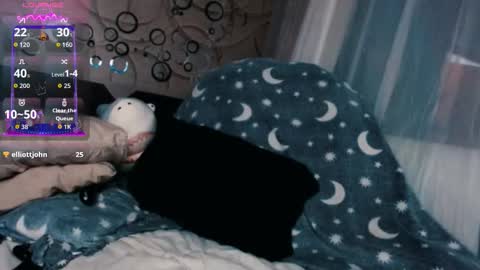 Snapshot of tia_meow chatting on 09-27-25, 05:51 tiameow online show from 09-27-25, 05:51