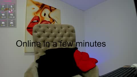 Snapshot of tiago_hannah chatting on 11-02-25, 09:11 carolina online show from 11-02-25, 09:11