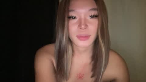 Snapshot of tiaragodhere chatting on 05-04-26, 12:23 Ms. Tiara online show from 05-04-26, 12:23