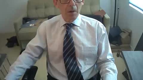 Snapshot of tied__up chatting on 06-04-26, 02:12 JustMe online show from 06-04-26, 02:12