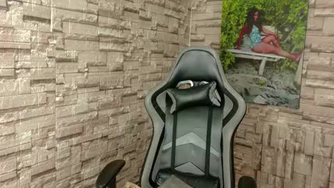 Snapshot of tifanny_fiire chatting on 03-16-26, 08:51 leidy online show from 03-16-26, 08:51