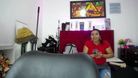 Tifanny Nails  online show from 09-16-25, 12:17