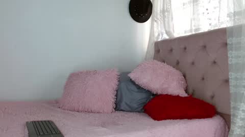 Tifanny online show from 01-20-25, 02:14