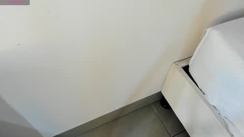 Karolina online show from 02-01-25, 07:23