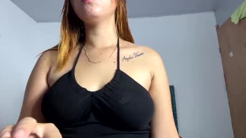 Snapshot of tifany_ramirez4w chatting on 04-16-26, 07:03 Estefana Ramrez online show from 04-16-26, 07:03