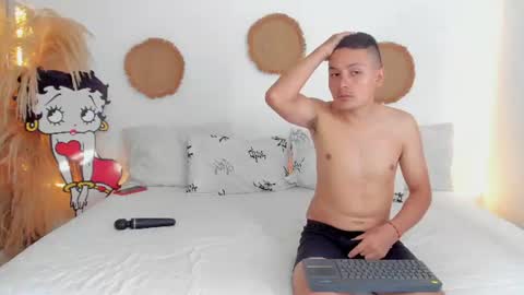 tifanyrossii online show from 07-07-26, 05:39