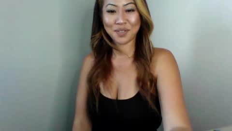 tiffanirainn online show from 07-16-26, 10:05
