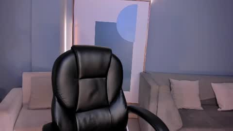 Snapshot of tiffannysins chatting on 06-23-26, 03:37 Tiffanny Sins online show from 06-23-26, 03:37