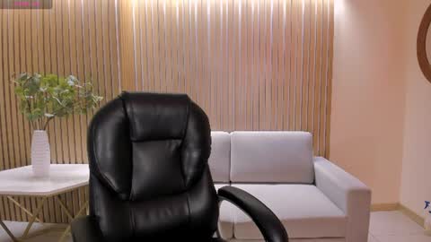 Snapshot of tiffannysins chatting on 07-30-26, 04:33 Tiffanny Sins online show from 07-30-26, 04:33