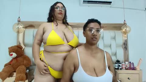 Snapshot of tiffantyandstacy chatting on 09-17-25, 07:59 Tiffany and Stacy online show from 09-17-25, 07:59