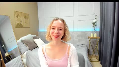 Tiffany online show from 12-01-25, 05:34